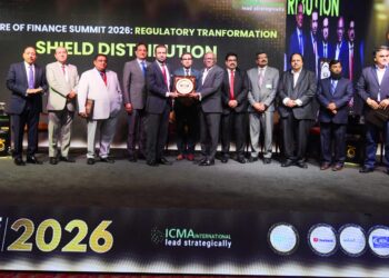 Finance Summit 2026 in Islamabad showing policymakers discussing Pakistan’s budget and economic reforms on stage