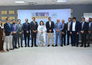 Women beneficiaries accessing BISP digital wallet stipend payments in Pakistan