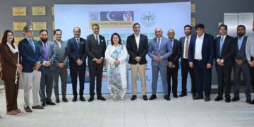 Women beneficiaries accessing BISP digital wallet stipend payments in Pakistan