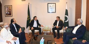 FPCCI delegation meeting with SAPM Industries discussing Pakistan industrial policy
