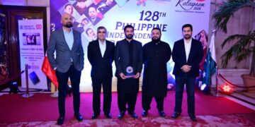 Philanthropy award presentation ceremony in Karachi with Dr Danish Aman and Philippine Ambassador