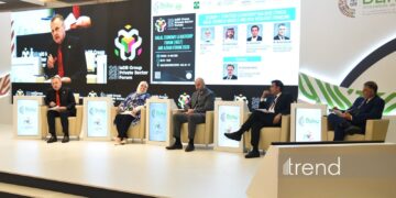 International business leaders and policymakers participating in IsDB Private Sector Forum Azerbaijan 2026