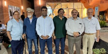 Kaukab Iqbal with members of the Pakistani community at a reception in Houston, Texas.