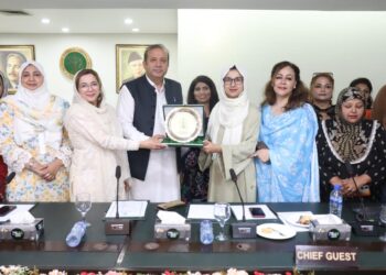 Women entrepreneurs participating in a Trade Map market analysis workshop organised by TDAP at LCCI Lahore.