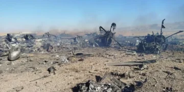 Illustration of coordinated Iranian drone swarm formation described by US F-15 pilot during debrief