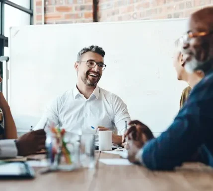 Business owners planning expansion using finance, mentorship and artificial intelligence strategies in 2025.
