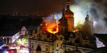 Volodymyr Zelensky Condemns Kyiv Strikes Damaging Dormition Cathedral Fire