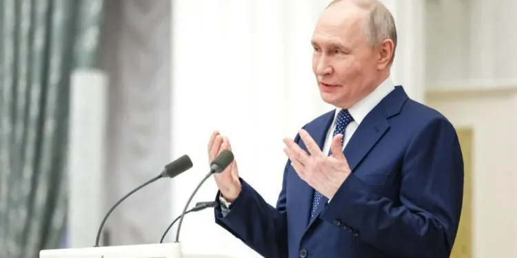Putin Maintains Ukraine Stance Despite Growing Pressures