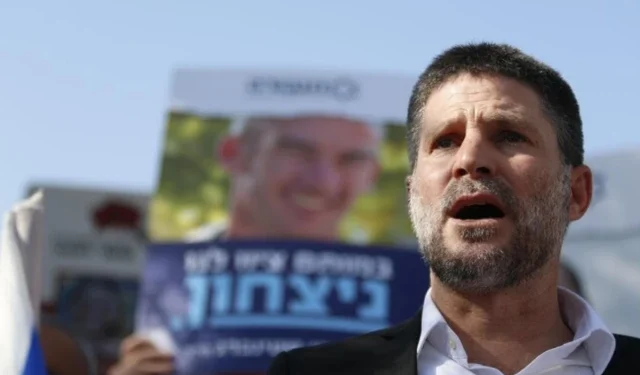 Bezalel Smotrich Calls for Beirut Strikes as US-Iran Deal Nears