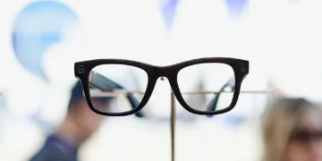 Ray-Ban Meta AI Glasses Show Smart Glasses Travel Pros And Cons