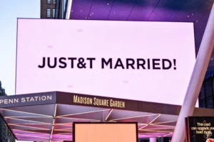 Celebrity guests entering Madison Square Garden during Taylor Swift and Travis Kelce's wedding celebration.