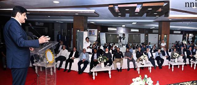 Sindh Chief Minister Syed Murad Ali Shah speaks at a Karachi Association of Trade and Industry event honouring Dr Abdul Bari Khan.