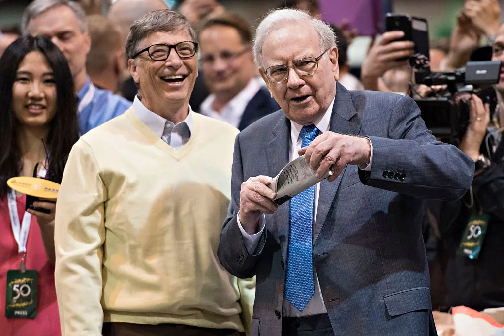 Warren Buffett speaking about Bill Gates, Berkshire Hathaway and charitable donations.