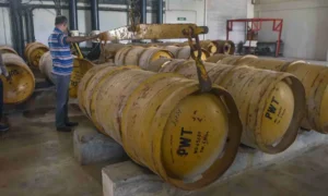 Water chlorination process at a Karachi filtration plant to prevent Naegleria infections