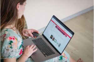 Digital advertising with eye-catching visuals that improve consumer brand recall and purchase decisions.