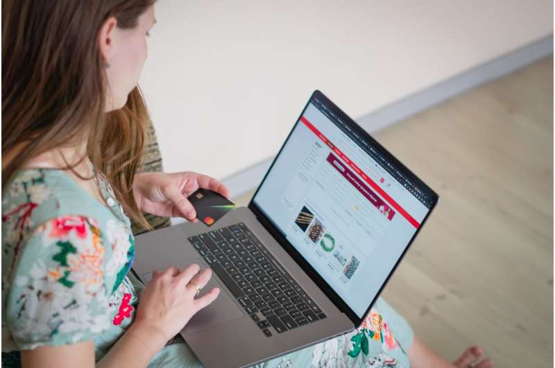Digital advertising with eye-catching visuals that improve consumer brand recall and purchase decisions.