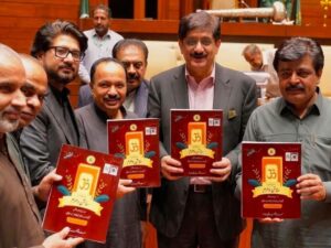 Sindh Chief Minister Murad Ali Shah and Education Minister Sardar Ali Shah inaugurating Hindu religion textbooks for Classes III to V.