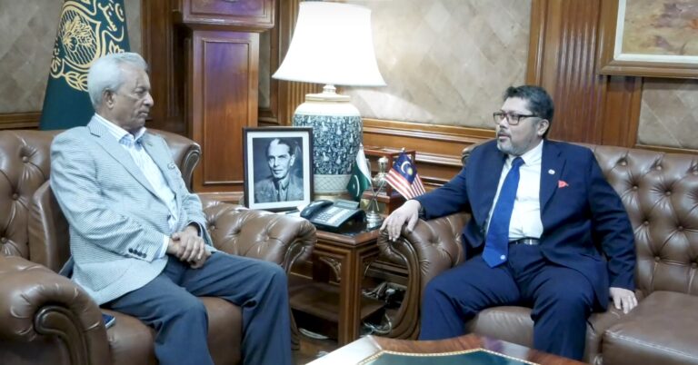 Sindh Governor meets Malaysian Consul General Herman Hardynata Ahmad at the Governor House in Karachi.