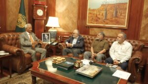 Governor Syed Muhammad Nihal Hashmi meeting Zubair Motiwala, Abdul Rehman Foda and business leaders in Karachi to discuss investment, exports and industrial development.