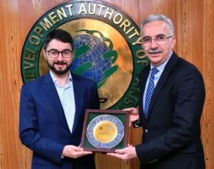 TDAP Secretary Sheryar Taj meets Turkish Consul General Ergul Kadak at TDAP Head Office in Karachi to discuss bilateral trade.