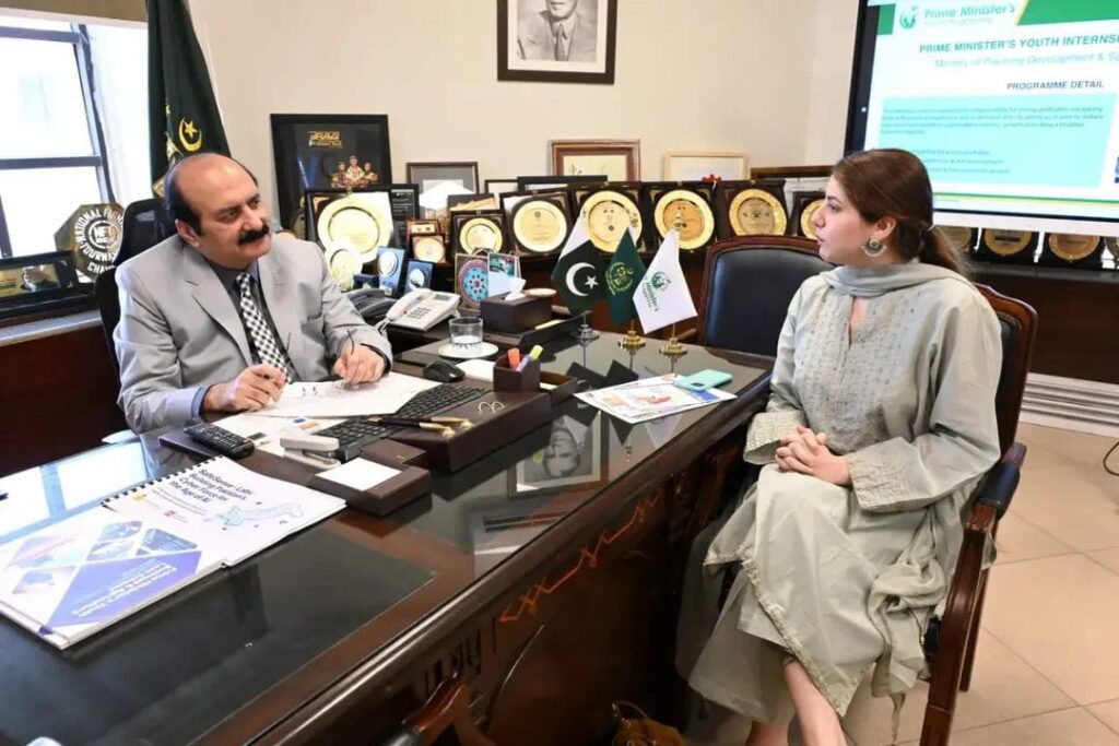 Chairman of the Prime Minister’s Youth Programme Rana Mashhood Ahmad Khan meets with Saheli Organisation to discuss cooperation under the National Volunteer Corps initiative.