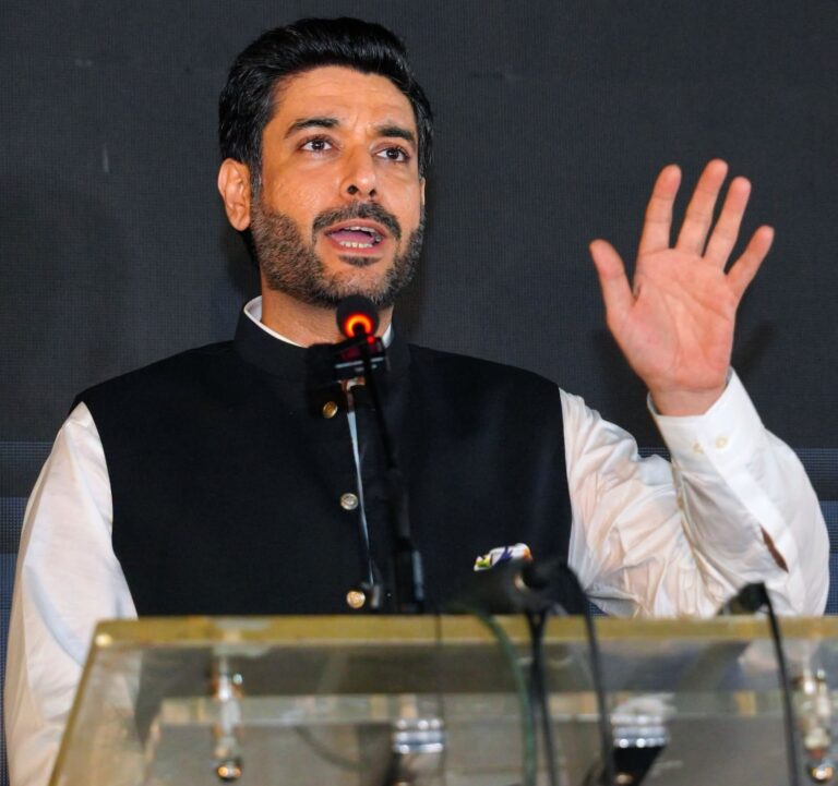 Syed Aman Shah, President of Awaam Pakistan Party Balochistan, speaking against the recent increase in petroleum prices in Pakistan.