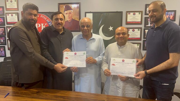 Officials from Community Policing Karachi, Plant a Million Pakistan and the Sindh Forest Department sign an agreement to launch the Urban Forest Project and plant 3,000 trees in Karachi.