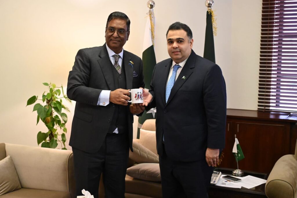Mauritius High Commissioner Munsoo Kurrimbaccus meets Fahd Haroon in Islamabad to strengthen digital media ties.
