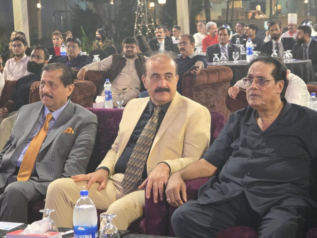 Dr Mirza Ikhtiar Baig and distinguished guests at the Pakistan Sweet Home fundraising dinner in Karachi.