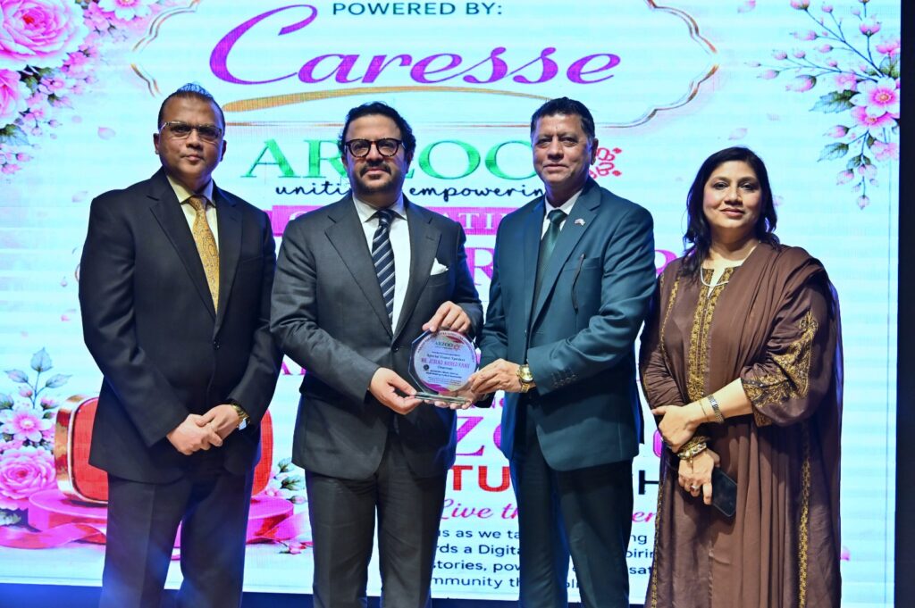 Chef Asma Imran Khan and guests at the Arzoo Link Conference celebrating the launch of Arzoo Digital in Karachi.