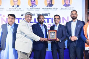 District Governor Shahzad Sabir with members of Rotary Club Karachi Avenue, Rotary Club Karachi Bay and Rotary Club Roshni during the installation ceremony.