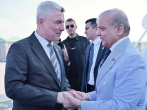 Prime Minister Shehbaz Sharif being received at Istanbul's Atatürk Airport during his official visit to Turkiye.