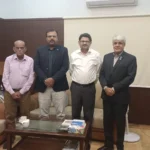 Miftah Ismail discusses economy and media’s role during Karachi meeting with journalists