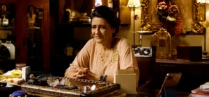 Older Pakistani actresses playing complex roles in television dramas