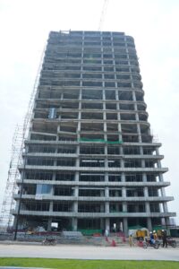 CBD Punjab CEO Imran Amin inspects CBD Vertex, CBD Walk and NSIT City projects in Lahore.
