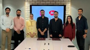 foodpanda and itel Pakistan partnership providing smartphones to delivery riders