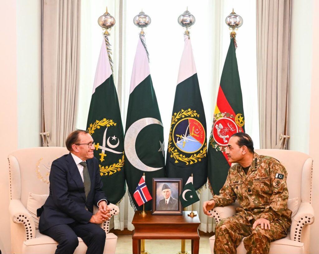 Espen Barth Eide meets Field Marshal Asim Munir at General Headquarters Rawalpindi