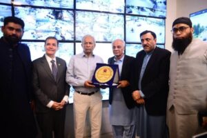 Murad Ali Soni visiting Community Policing Karachi headquarters and reviewing security initiatives
