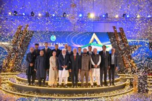 PSO CEO Jawwad Ahmed Cheema with dealer partners at the PSO Excellence Awards 2026 in Karachi.