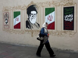 Ships and regional tensions linked to the ongoing Iran war and Strait of Hormuz crisis.