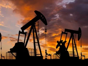Oil prices and crude oil market outlook amid Saudi supply disruptions and Middle East tensions