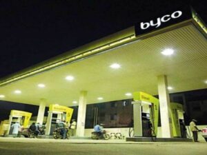 Byco fuel station offering Rs100 per litre petrol relief under the PM scheme.