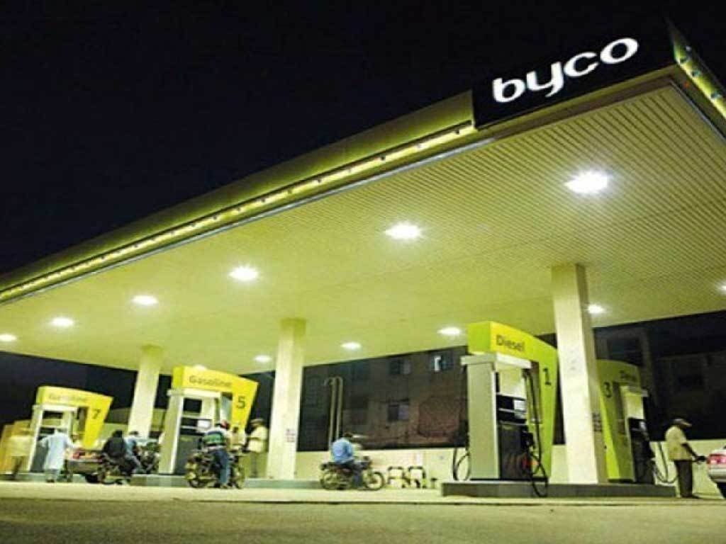 Byco fuel station offering Rs100 per litre petrol relief under the PM scheme.