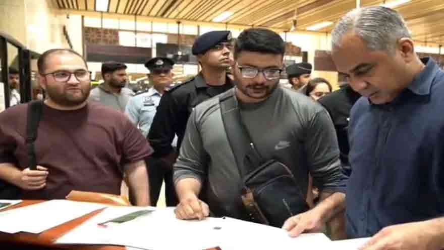 Mohsin Naqvi reviews immigration arrangements at Karachi airport