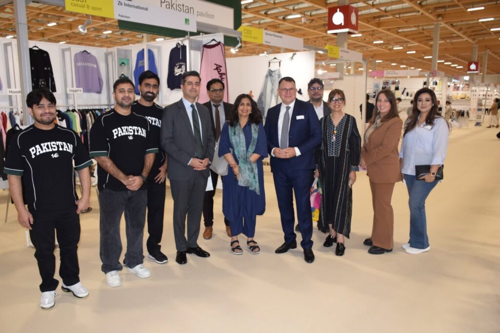 Ambassador Mumtaz Zahra Baloch visits Pakistani exhibitors at the Pakistan Pavilion during Texworld Paris in France.