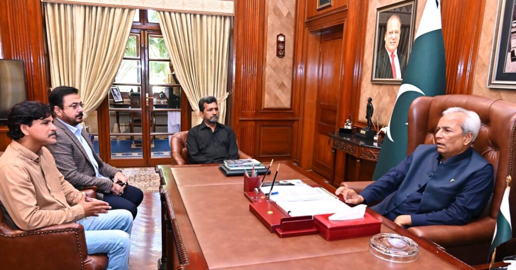 Governor Sindh Nehal Hashmi meets photojournalists at Governor House Karachi