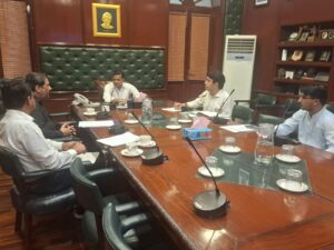 Commissioner Karachi Syed Hassan Naqvi reviewing Gulshan-e-Iqbal development projects