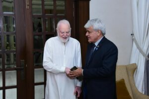 Senator Abdul Haseeb Khan meeting a Houston trade delegation in Karachi to discuss trade and investment.