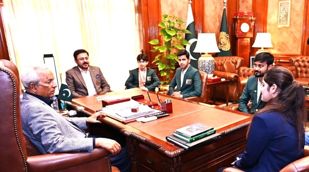 Governor Sindh Nehal Hashmi meets Pakistani youth athletes at Governor House Karachi.