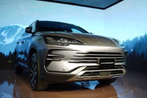 BYD SEALION 6 showcased at the Pakistan Auto Show PAPS 2026 in Lahore.